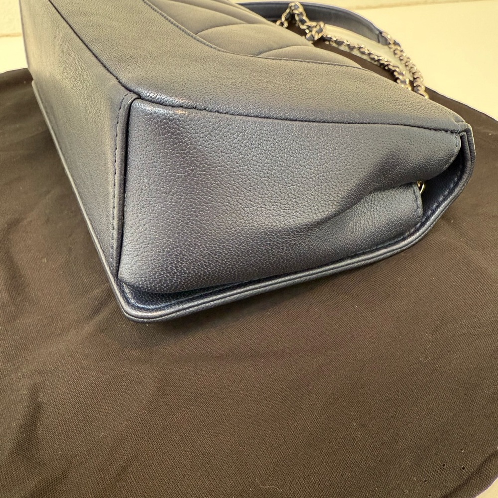 CHANEL Sheepskin Quilted Small Dark Navy Mademoiselle Double Flap Bag - Picture 8 of 14